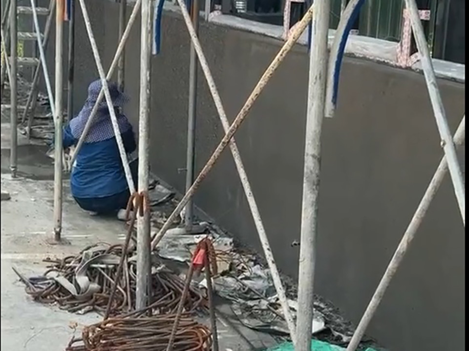 �����d�@�u�{