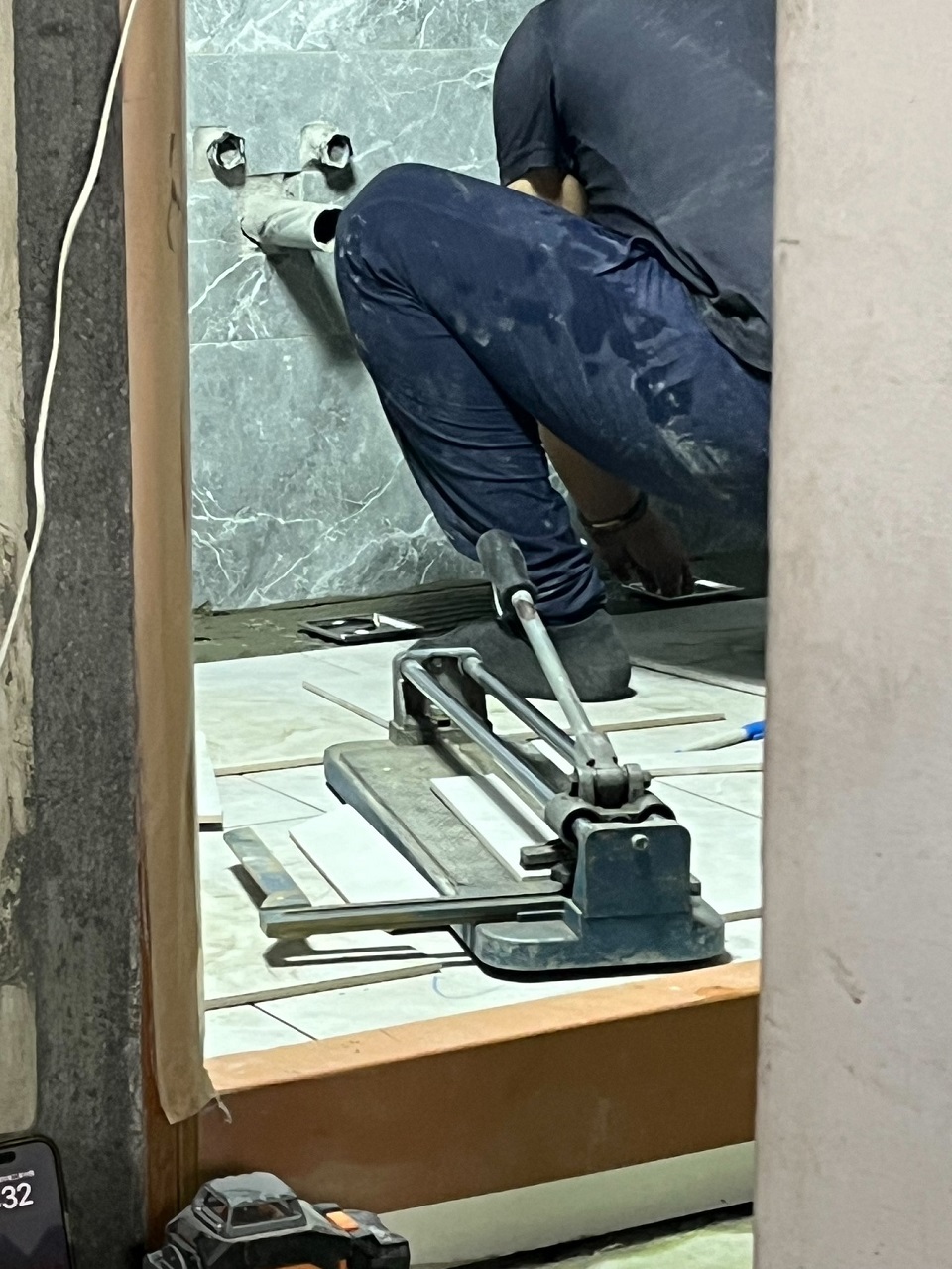 鼓山區貼壁磚鋪地磚
