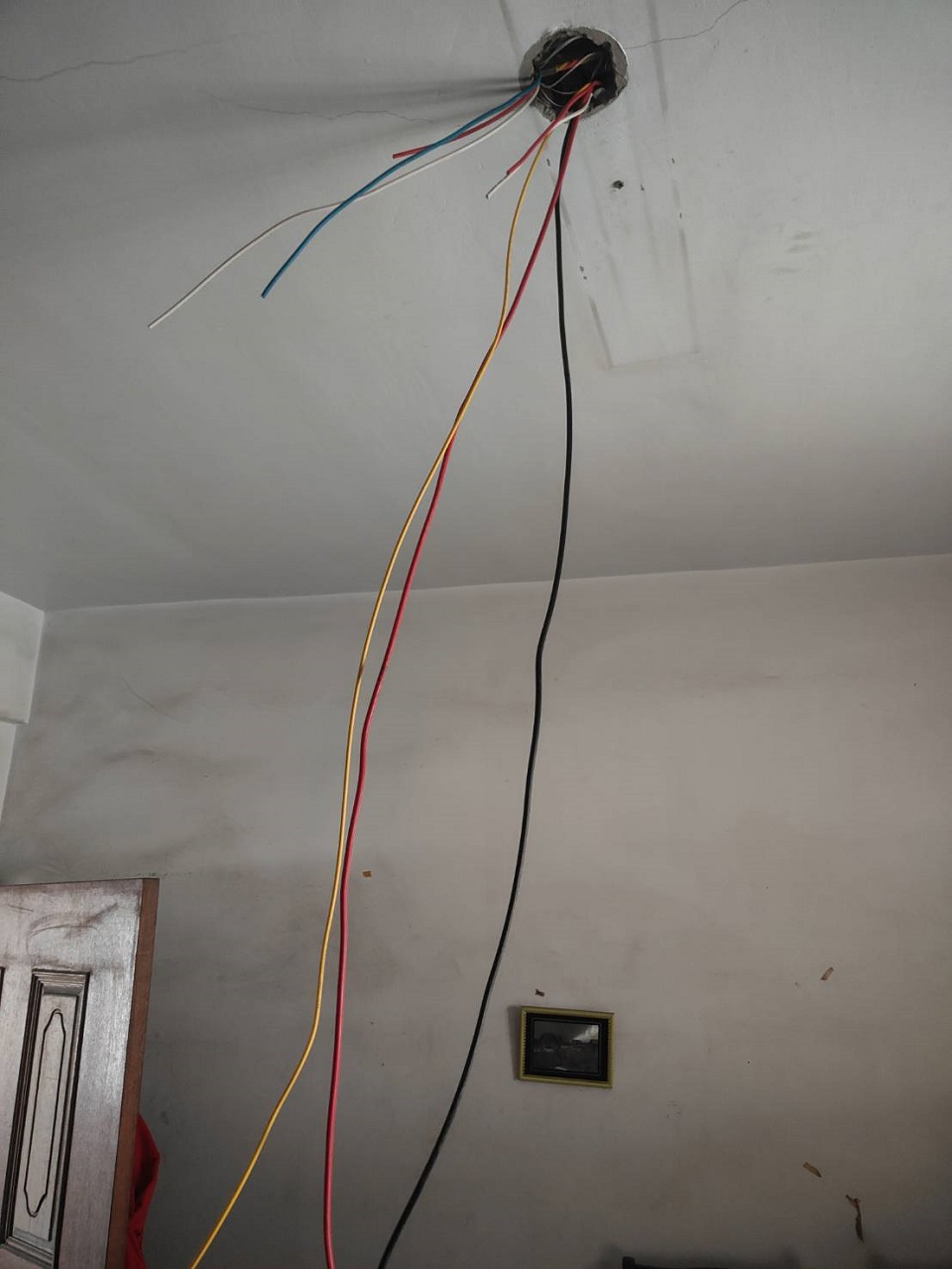 高雄鼓山水電工程-抽換電線